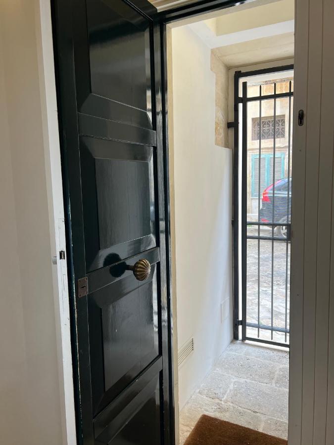 Li Turnisi Apartment Lecce Kültér fotó